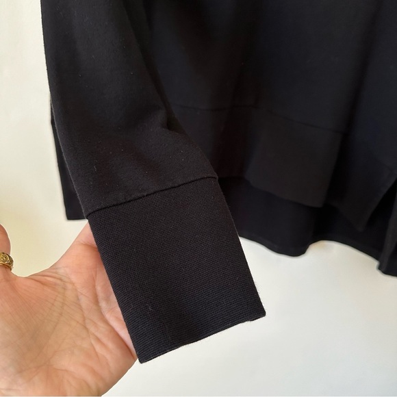 Cuyana French Terry V Neck Black Sweatshirt Size Small - Picture 10 of 11